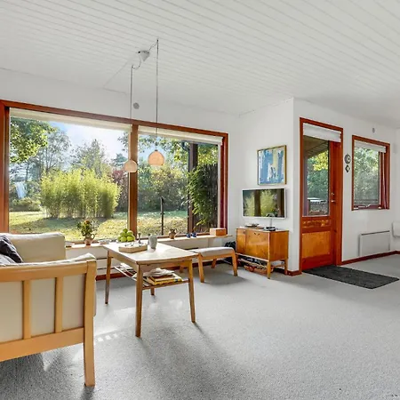 In Rdby With Wifi And 2 Bedrooms * Rodby